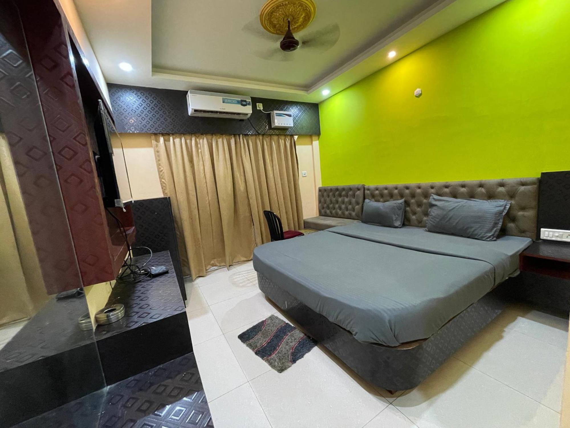 Hotel Seven Inn By Seven Group Puri Exterior foto