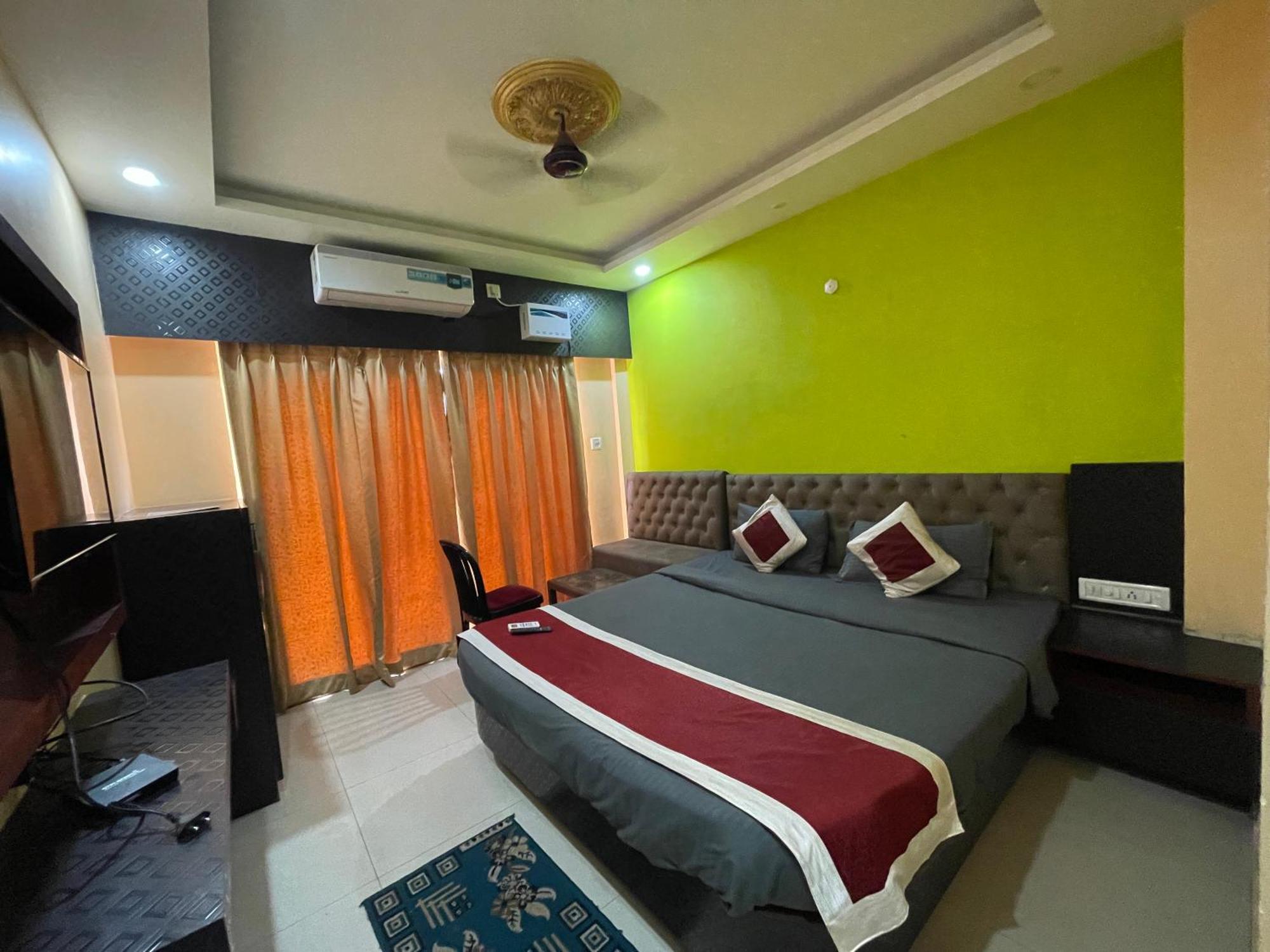 Hotel Seven Inn By Seven Group Puri Exterior foto